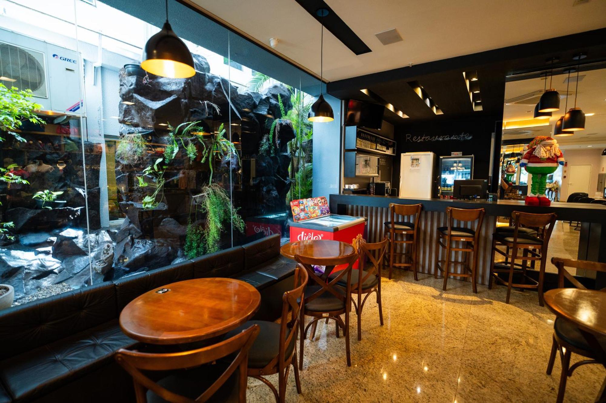 Taroba Hotel ฟอสดูอีกวาซู ภายนอก รูปภาพ