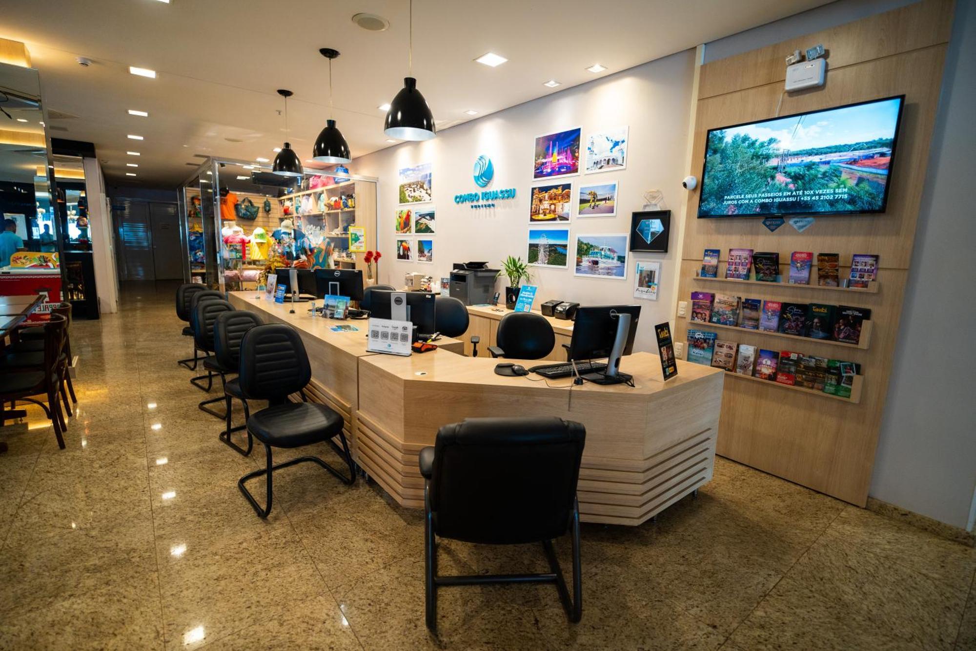 Taroba Hotel ฟอสดูอีกวาซู ภายนอก รูปภาพ