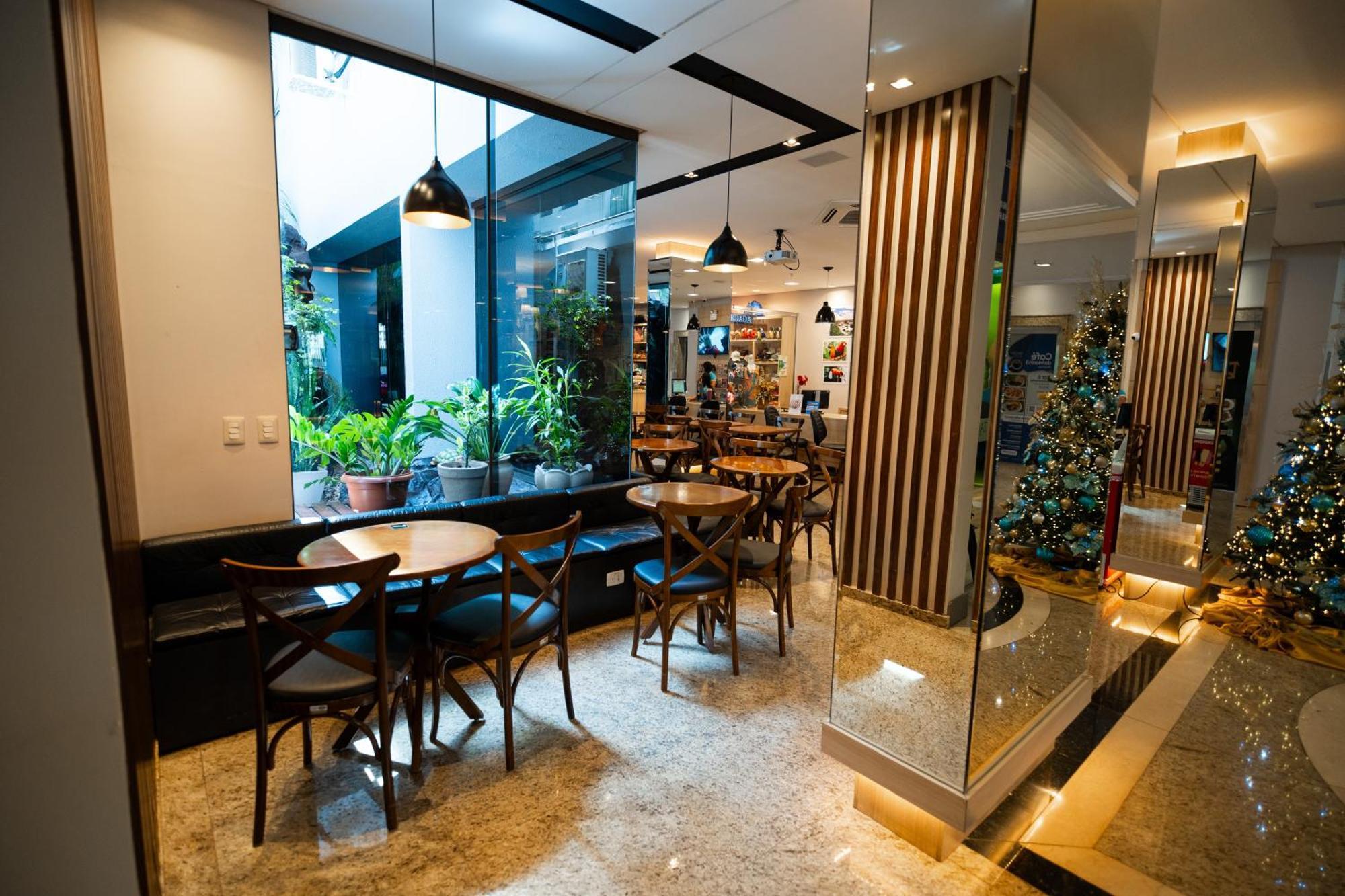 Taroba Hotel ฟอสดูอีกวาซู ภายนอก รูปภาพ
